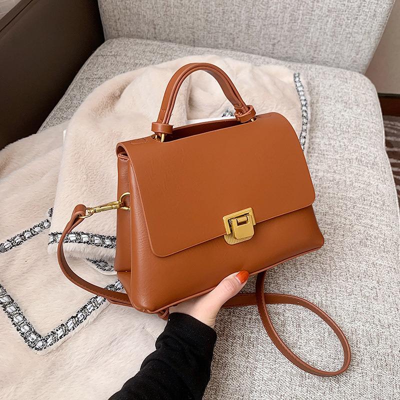 high quality simple retro french versatile handbag high quality simple retro french versatile handbag